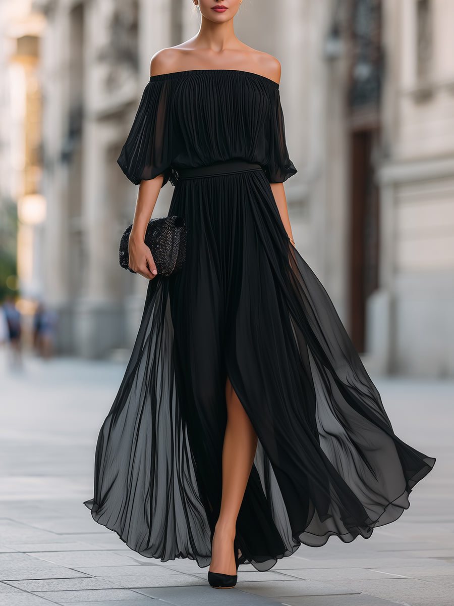 Plisseret maxikjole med off-the-shoulder i chiffon